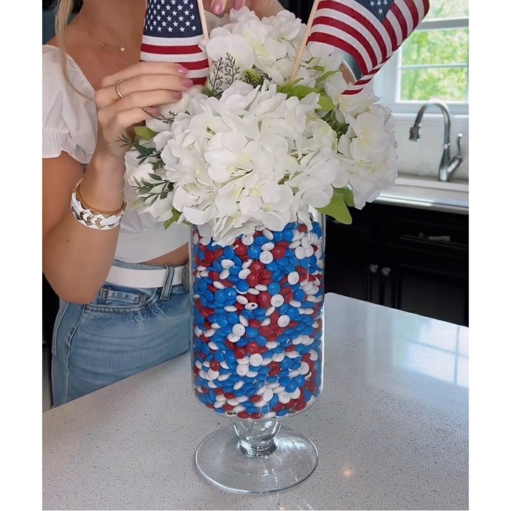 Clear luxury home vase